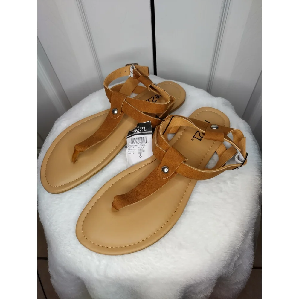 Sandals bundle - Picture 1 of 4